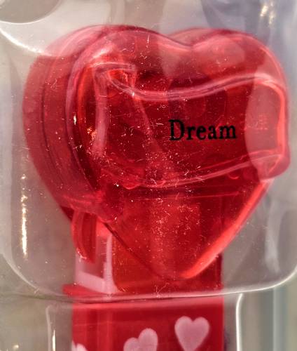 PEZ - Hearts - Valentine - Dream - Nonitalic Black on Crystal Red