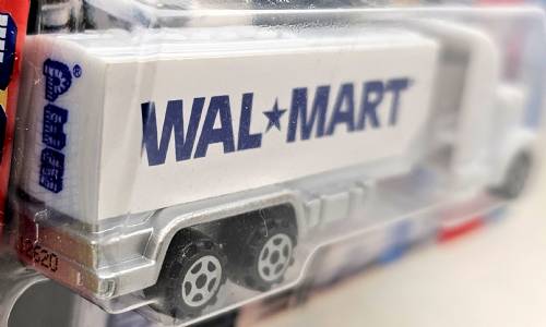 PEZ - Advertising Walmart 1992 - Truck - White cab, white trailer