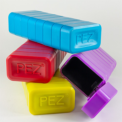 PEZ - Card MOC -Eyewear and Glasses - Candy Brick Glasses Case - Red