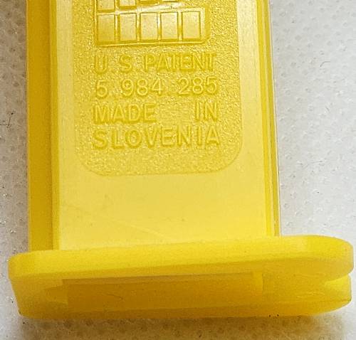 PEZ - Bugz - Crystal Collection - Grasshopper - Green Crystal Head