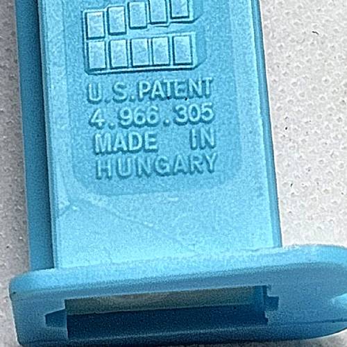 PEZ - Bugz - Crystal Collection - Worm - Red Crystal Head