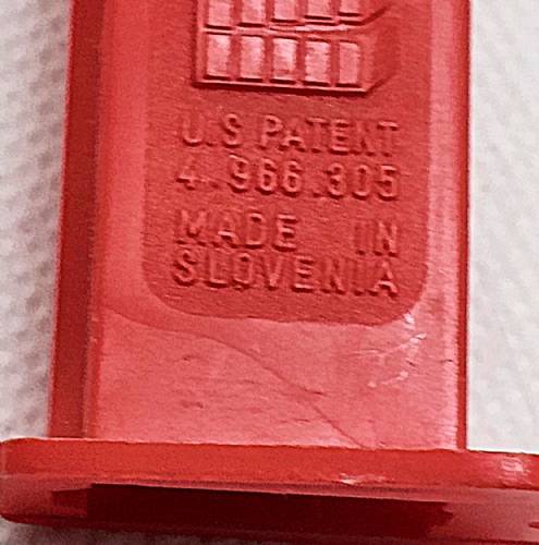 PEZ - Christmas - Santa Claus - Plain Lips - C