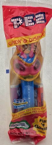 PEZ - Convention - National PEZ Convention - 2004 - Bee