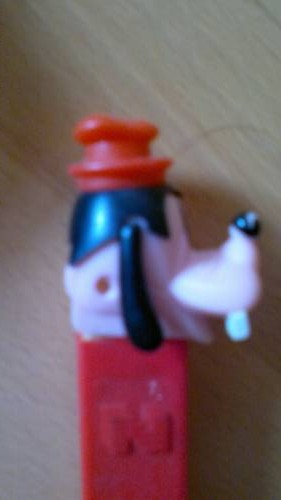 PEZ - Disney Classic - Goofy - Pink Head - A