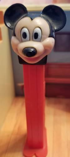 PEZ - Disney Classic - Mickey Mouse - Peach Face - E