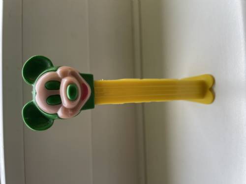 PEZ - Disney Classic - Mickey Mouse - Peach Face - E