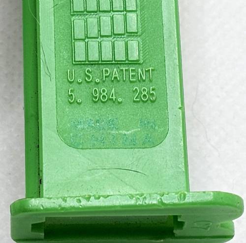 PEZ - Dreamworks Movies - Bee Movie - Barry B. Benson