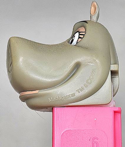 PEZ - Dreamworks Movies - Madagascar - Gloria - painted ears