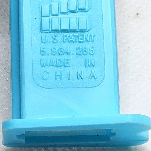 PEZ - Dreamworks Movies - Over the Hedge - RJ the Raccoon