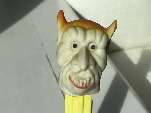 PEZ - Eerie Specters - Scarewolf