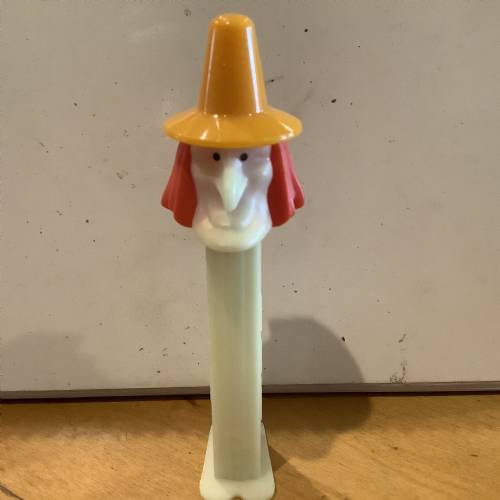 PEZ - Glow-in-the-Dark - Witch - Glowing Face, Black Hat - D