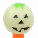 PEZ - Pumpkin C Glowing