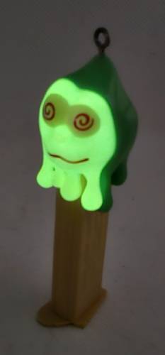 PEZ - Glow-in-the-Dark - Glowing Ghosts - Slimy Sid - Glowing