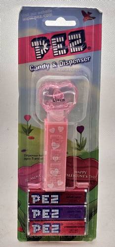 PEZ - Hearts - Valentine - Dream - Nonitalic Black on Crystal Pink