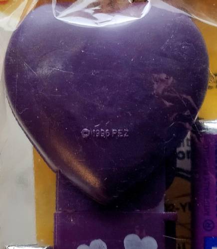 PEZ - Valentine - Happy Valentine's Day - Italic White on Dark Purple