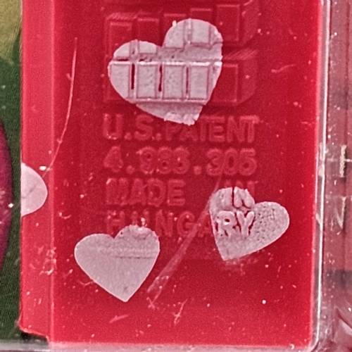 PEZ - Hearts - Valentine - Prince - Nonitalic Black on Crystal Red