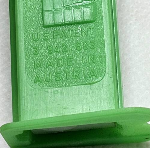 PEZ - Looney Tunes - Speedy Gonzales - Olive Head - A