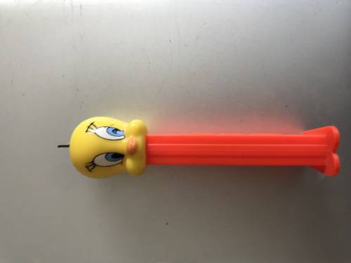 PEZ - Looney Tunes - Tweety Bird - D