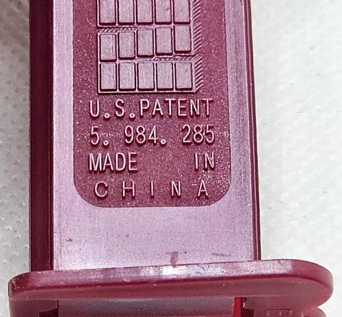 PEZ - Morinaga - Gundam - MS-06S Char's Zaku