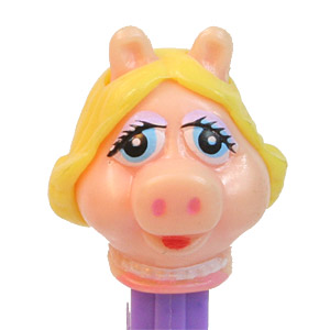 PEZ - Muppets - Miss Piggy - With Eyelashes - A