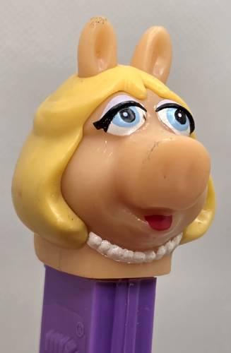 © Bryan Whalen PEZ - Animated Movies and Series - Muppets - Miss Piggy - B