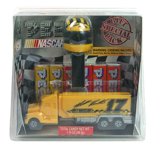 PEZ - Nascar - Gift Packs - Matt Kenseth / Matt Kenseth Hauler