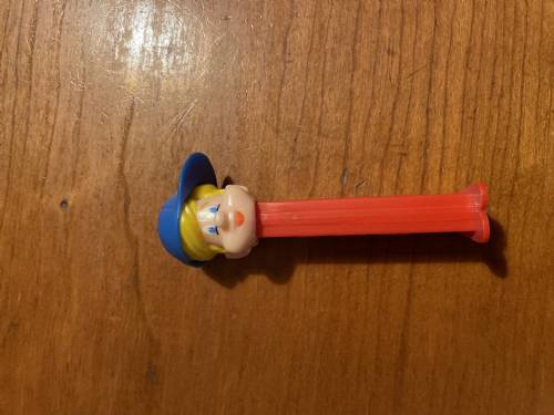 PEZ - Gas Station Boys - Aral Oil Boy - Yellow Hair, Black Eyes