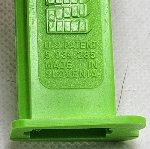 PEZ - Crystal Collection - Elephant - Yellow Crystal Head