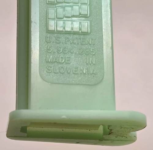 © Bryan Whalen PEZ - SpongeBob SquarePants - Squidward Tentacles - lighter