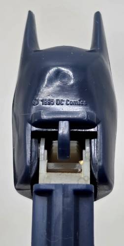 © Bryan Whalen PEZ - Super Heroes - DC - Batman - Thick Rounded Ears - B