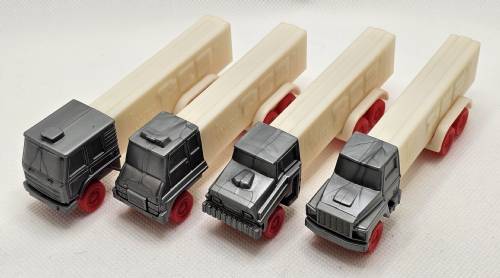 PEZ - Trucks - Misfits - Cab #R1 - Silver Cab, Red Wheels - B