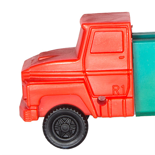 PEZ - Trucks - Series CR - Cab #R1 - Red Cab - A