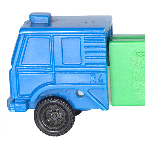 PEZ - Trucks - Series CR - Cab #R4 - Blue Cab - A