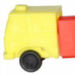 PEZ - Cab #R4 A Yellow Cab