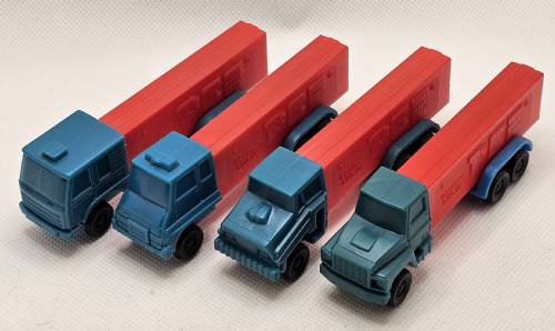 PEZ - Trucks - Series D - Cab #R1 - Blue Cab - B