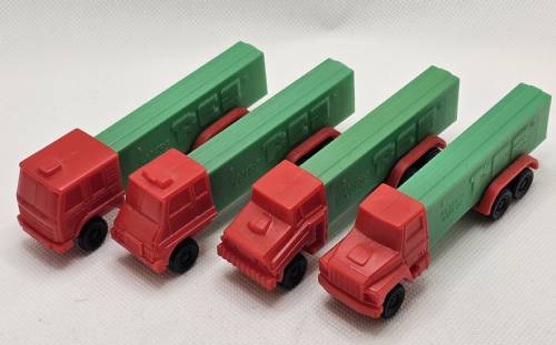 PEZ - Trucks - Series D - Cab #R3 - Red Cab - B