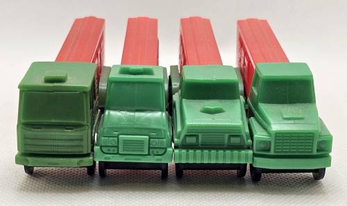 PEZ - Trucks - Series D - Cab #R4 - Green Cab - B