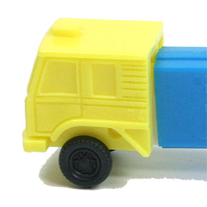 © MoMo PEZ - Trucks - Series D - Cab #R4 - Yellow Cab - B