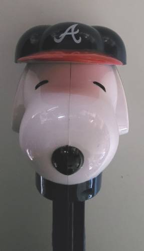 PEZ - Giant PEZ - Peanuts - MLB Snoopy - Braves