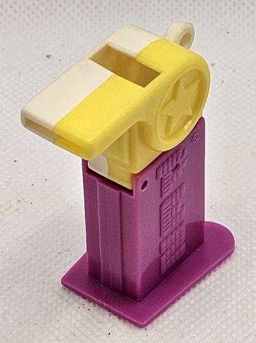 PEZ - Party Favors - Whistles - Coach Whistle - White/Yellow