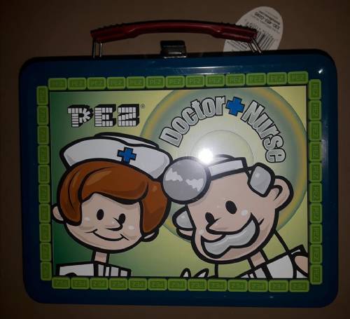 PEZ - Lunch Boxes - Doctor & Nurse