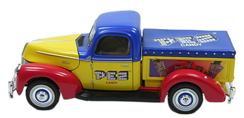 PEZ - Miscellaneous (Non-Dispenser) - 1940 Ford Truck