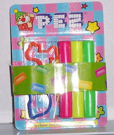 PEZ - Miscellaneous (Non-Dispenser) - Clay Set - Blue Mouse, Yellow Seal