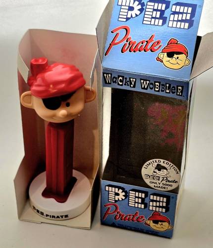 PEZ - Wacky Wobblers - PEZ Fireman