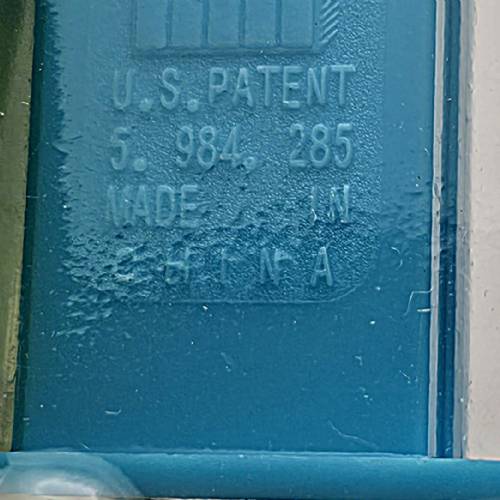 PEZ - Ice Age - Squirrel with Acorn