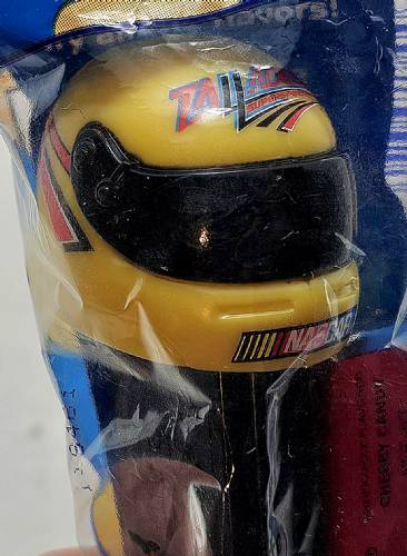 PEZ - Nascar - Helmets - Racetrack - Tallatega racetrack