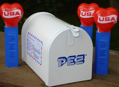 PEZ - Tin Boxes - Mailbox Tin