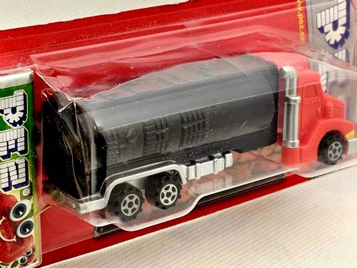 PEZ - Trucks - Series E - Tanker - Red cab, black tanker