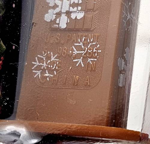 PEZ - Christmas - Reindeer - 8 Dots on Collar - A