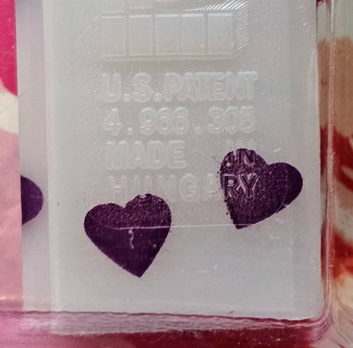 PEZ - Hearts - Valentine - Smile - Italic White on Dark Purple